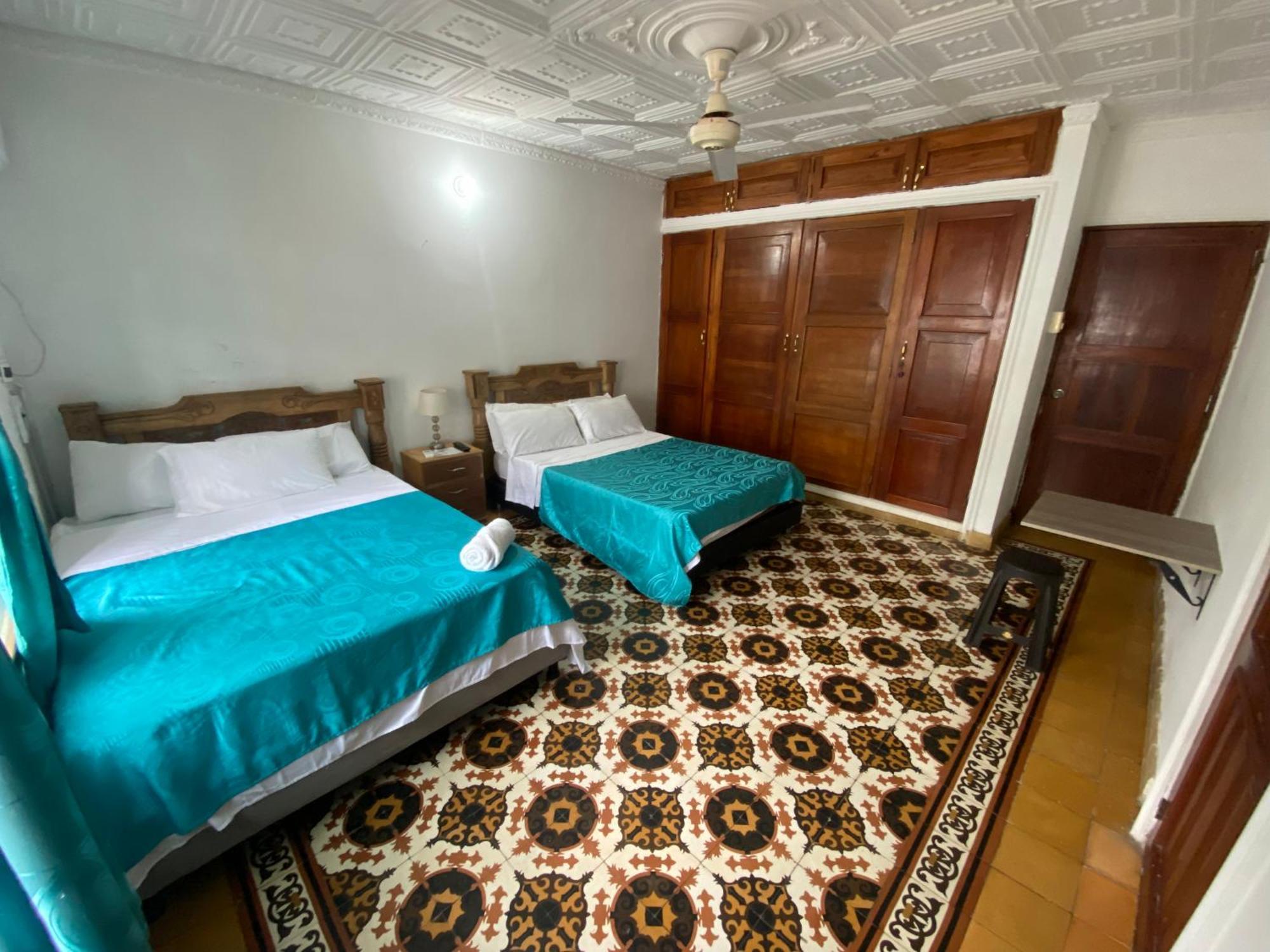 Bed and Breakfast Casa Bahia Colonial - Картахена Экстерьер фото